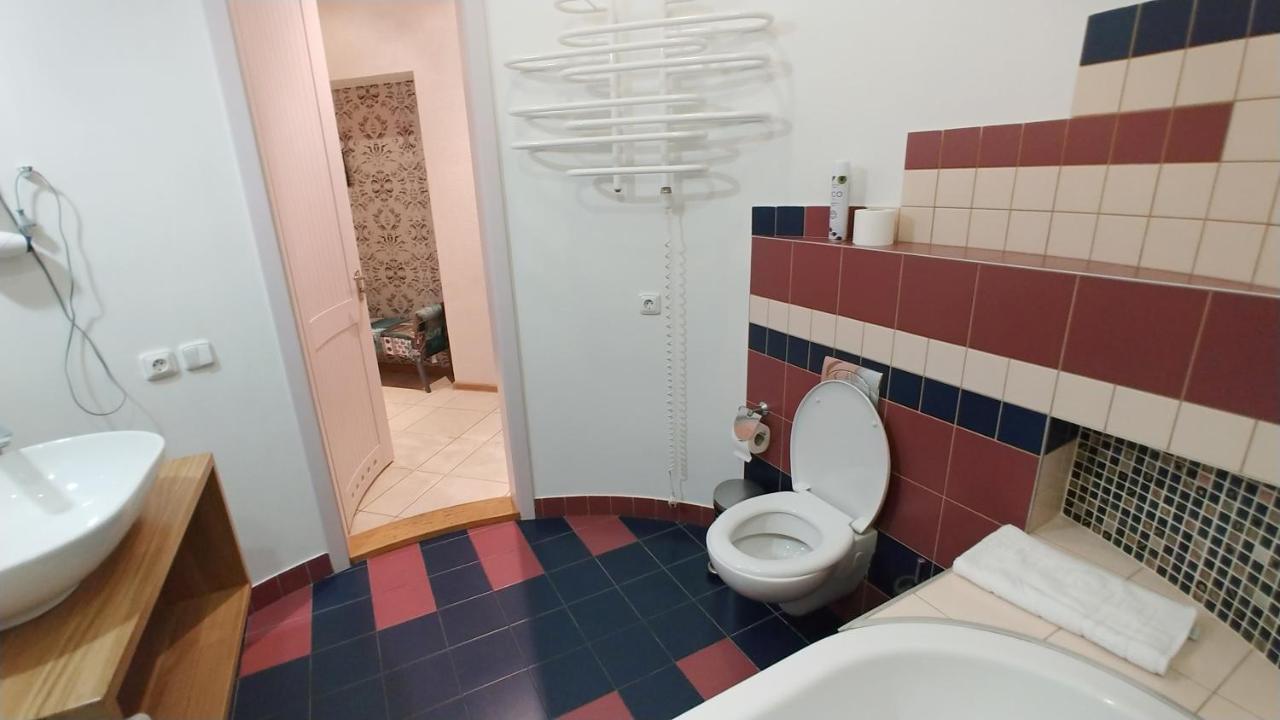 Квартира С Террасой, Крещатик 29, Бессарабка Kiev Luaran gambar